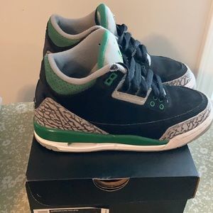 Retro 3 “Pine Green”